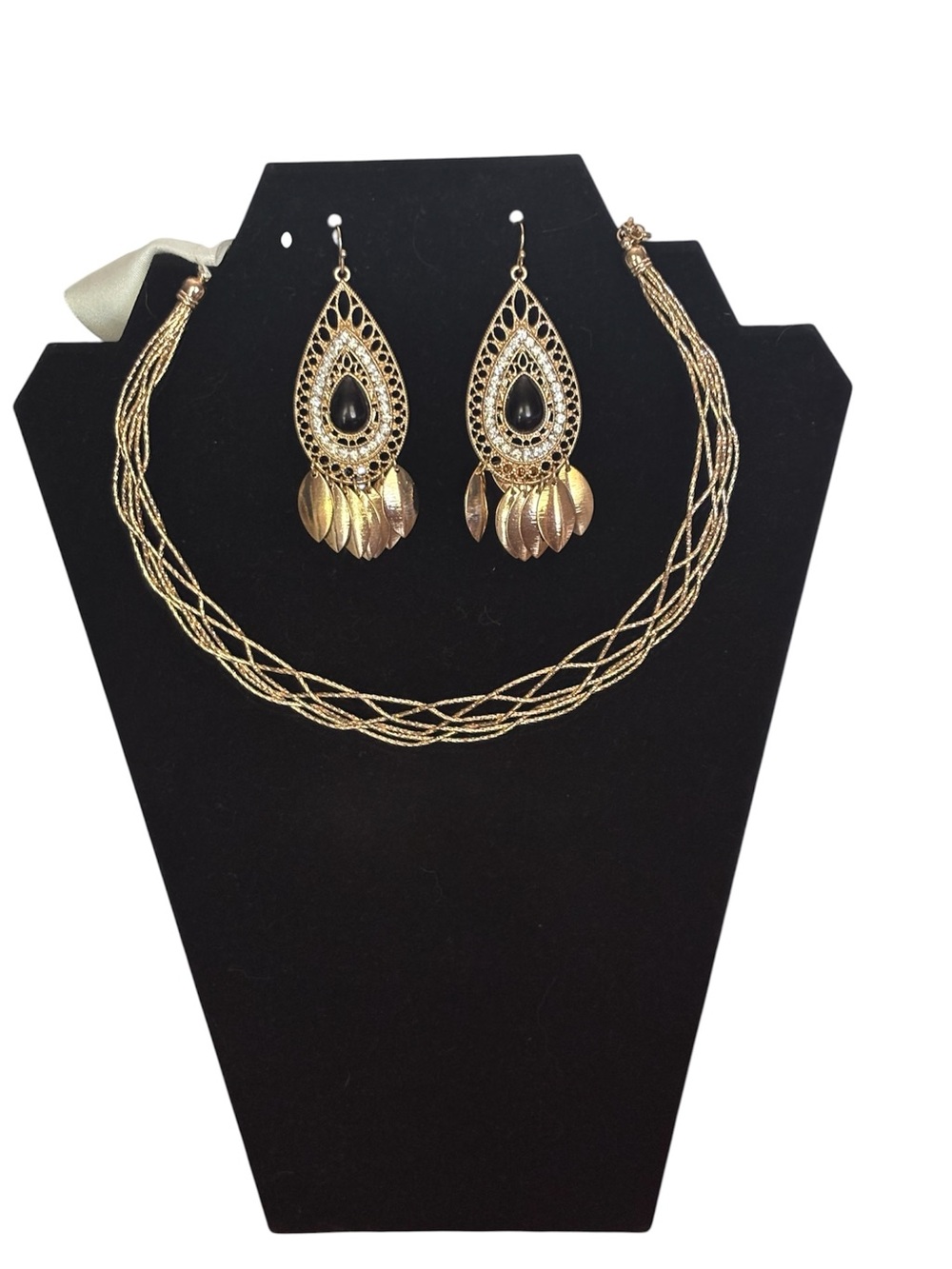 NWOT Gold Multi-Strand Choker Necklace & Statement Drop Earrings Set Black Stone